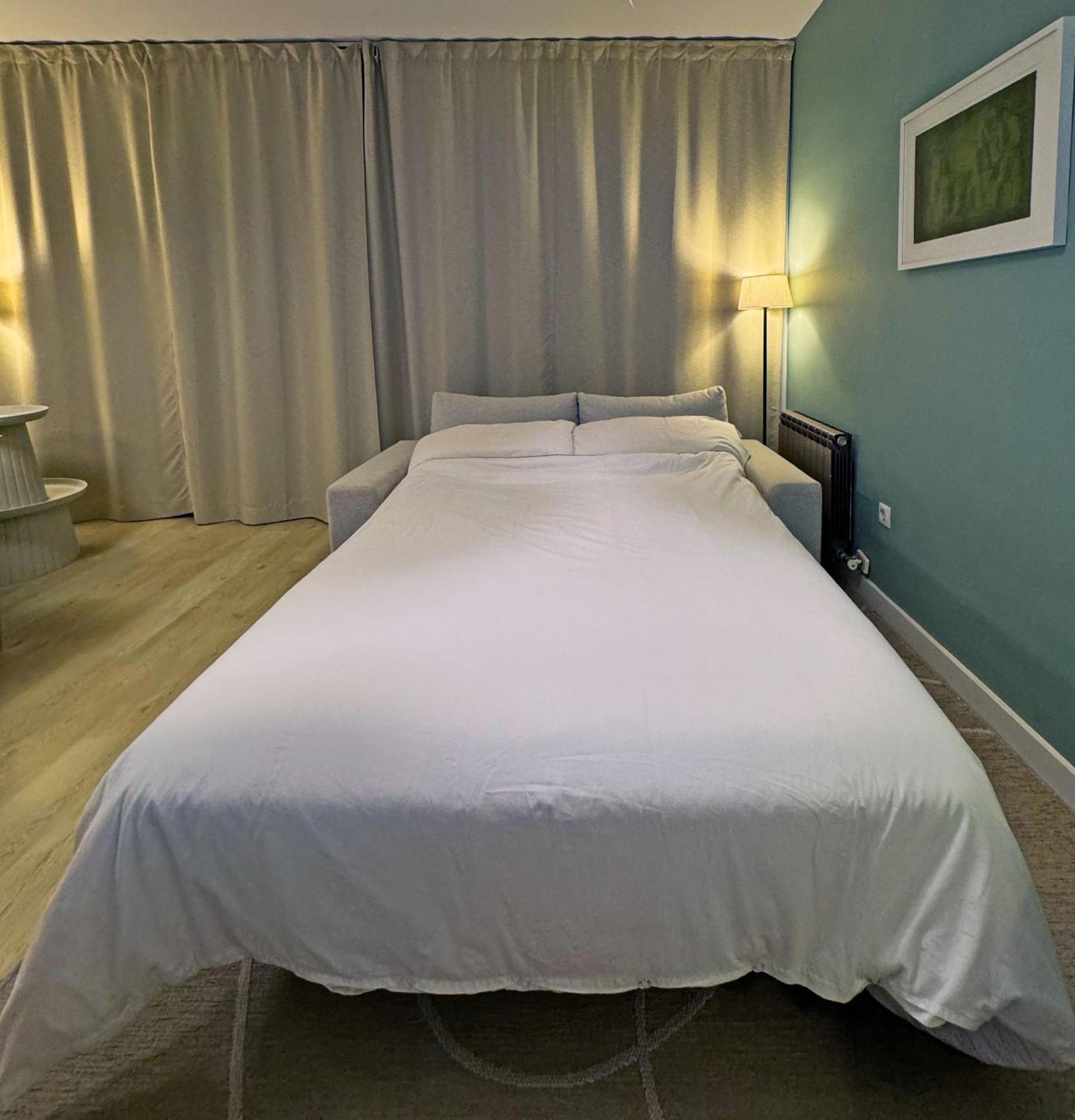 Abbott Apartment - 1 Min From The Beach - 100M2 - Sleeps 8 ซีเจส ภายนอก รูปภาพ